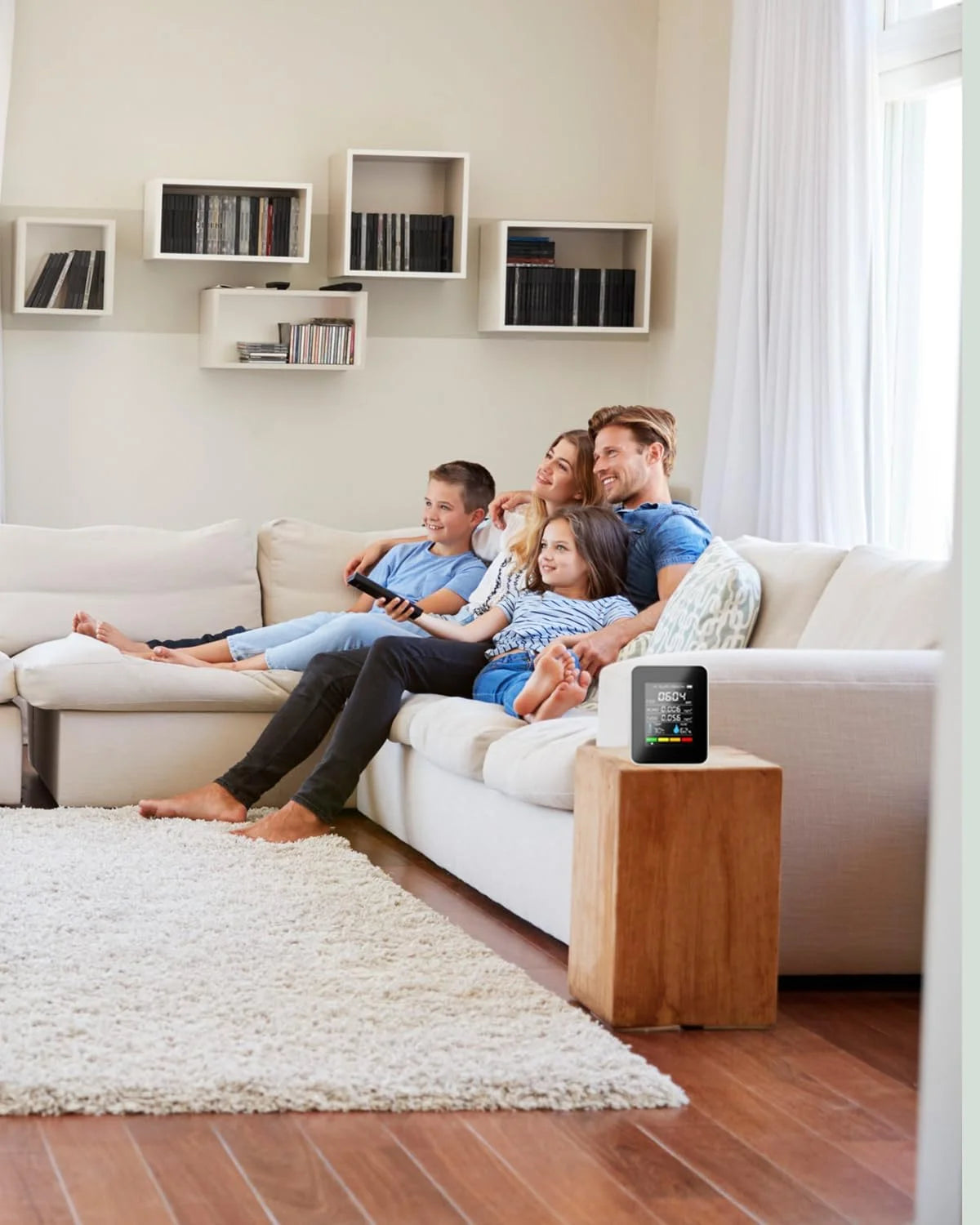 Air Quality Monitor Indoor, 5-In-1 Professional Portable CO2 Detector, TVOC HCHO Humidity Temperature Meter, White